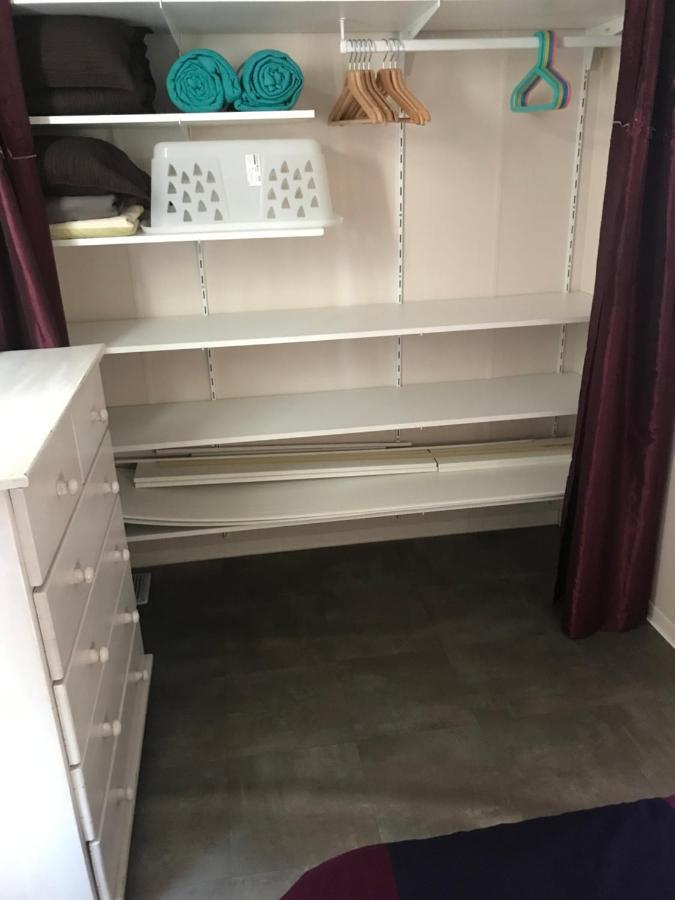 Mobilhome En Face Des Plages Hyères Екстериор снимка